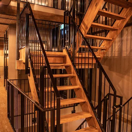 فندق De Vijsel 4*