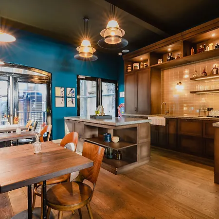 ホテル De Vijsel 4*